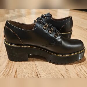 Brand New Dr. Martens Womens Leona Lo